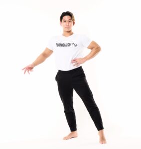 フロントポーズ1